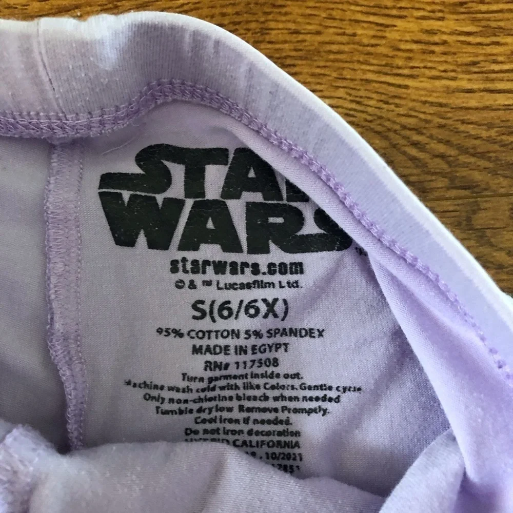 Star Wars Grogu baby Yoda bike shorts in size S (6/6x)